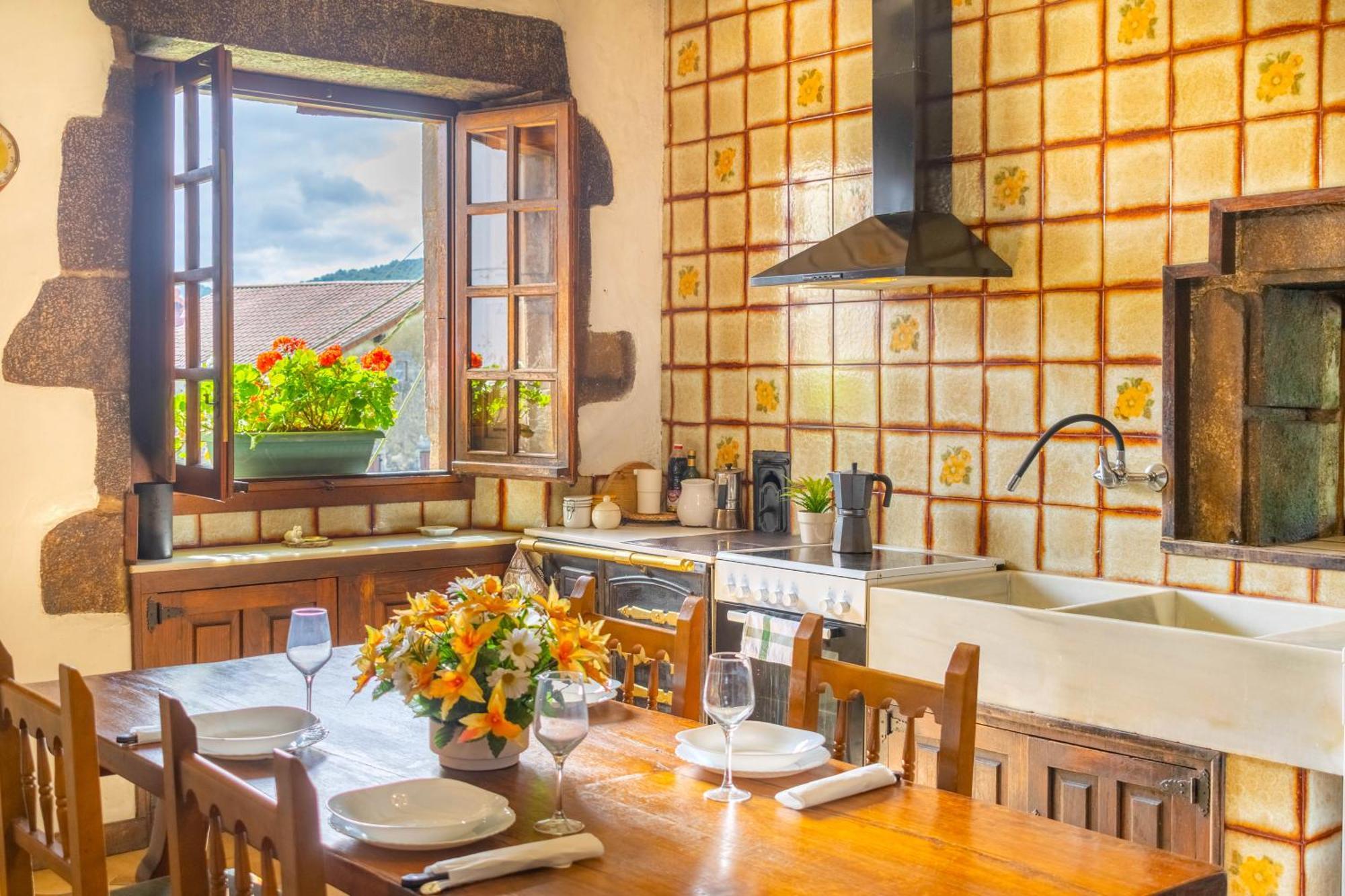 Casa Rural Arotzenia, Hogar Rustico En Pleno Valle De La Ulzama Lizaso Екстер'єр фото