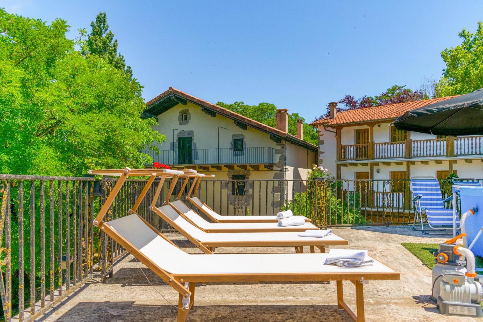 Casa Rural Arotzenia, Hogar Rustico En Pleno Valle De La Ulzama Lizaso Екстер'єр фото